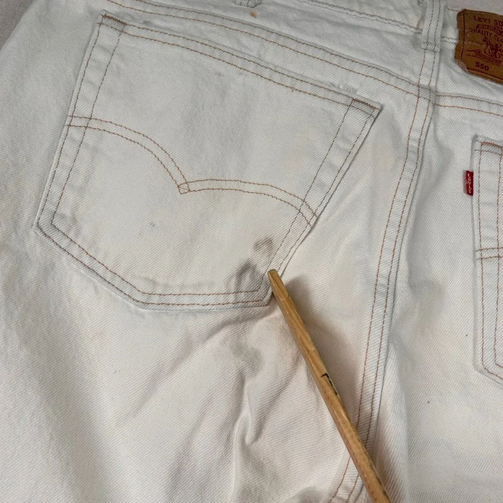 Vintage Levis 550 Jeans Mens 42x32 (fits 39x32) White Taper 1990s Y2K USA